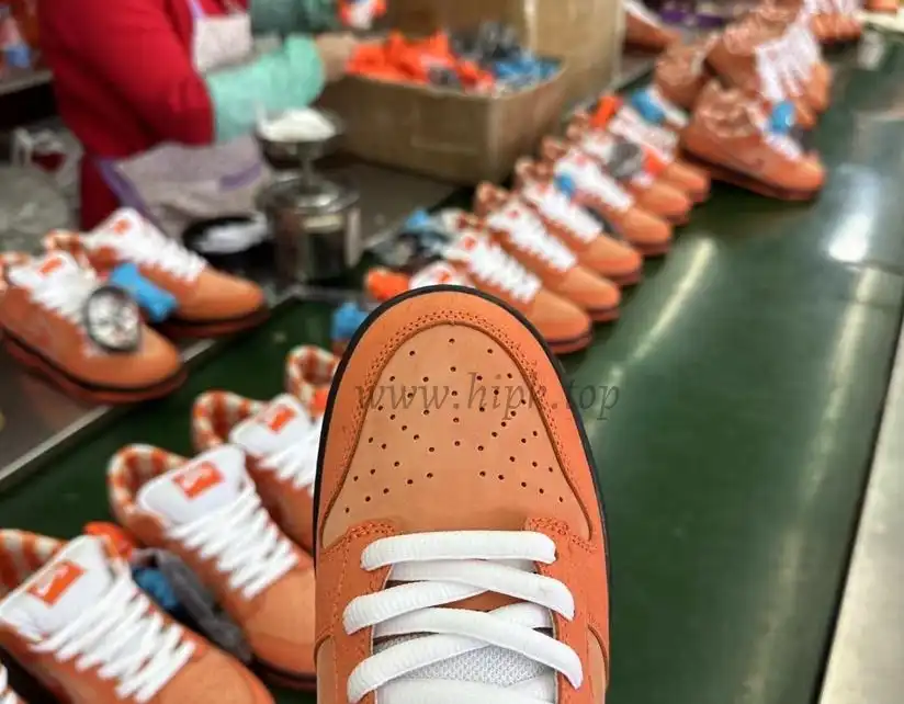 PK GOD NIKE SB DUNK LOW CONCEPTS ORANGE LOBSTER RETAIL MATERIALS READY TO SHIP