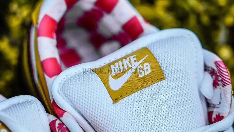 PK GOD Nike SB Dunk Low Yellow Lobster RETAIL MATERIALS READY TO SHIP