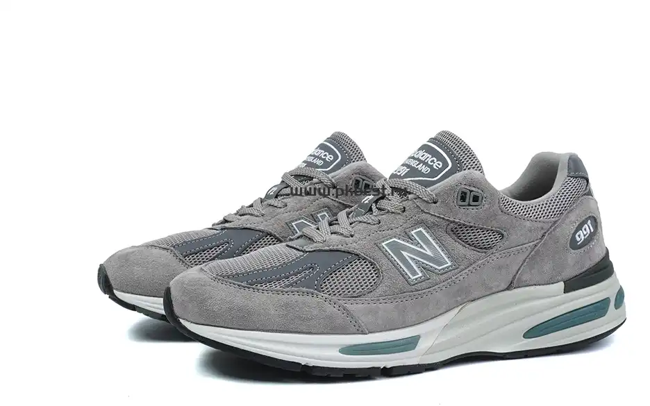 PK GOD New Balance 991v2 “Grey” RETAIL MATERIALS READY TO SHIP