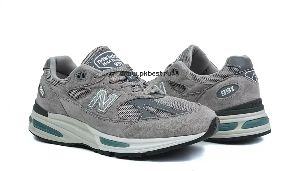 PK GOD New Balance 991v2 “Grey” RETAIL MATERIALS READY TO SHIP