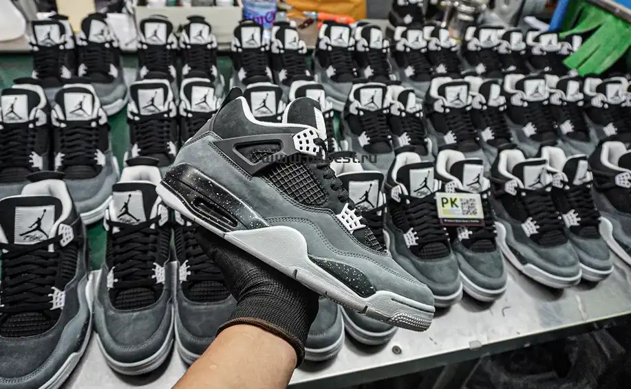 PK GOD Air Jordan 4 Retro Fear RETAIL MATERIALS READY TO SHIP