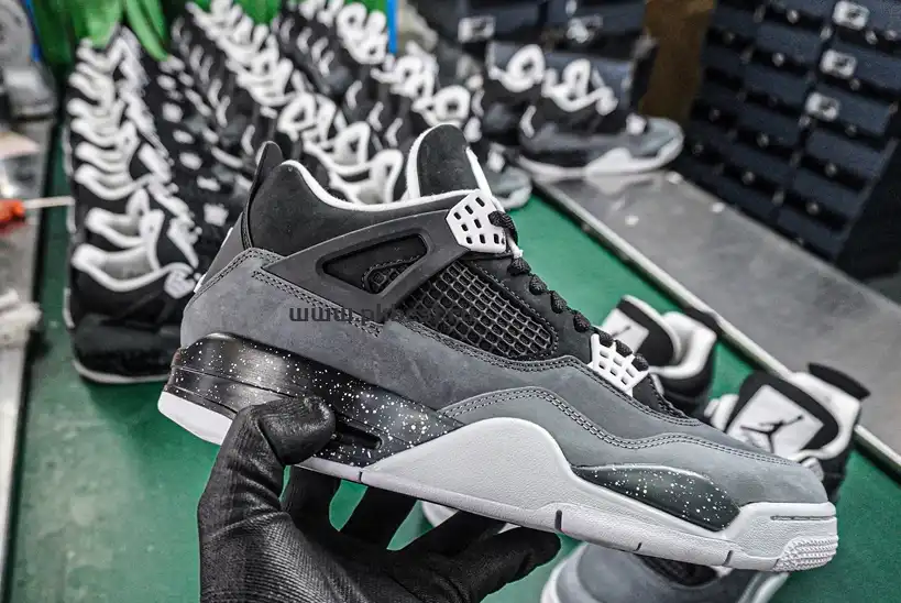 PK GOD Air Jordan 4 Retro Fear RETAIL MATERIALS READY TO SHIP