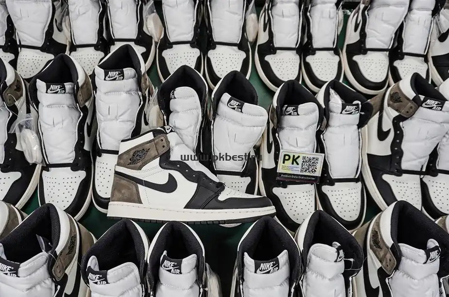 PK GOD Travis Scott x Fragment Design x Jordan Air Jordan 1 white RETAIL MATERIALS READY TO SHIP