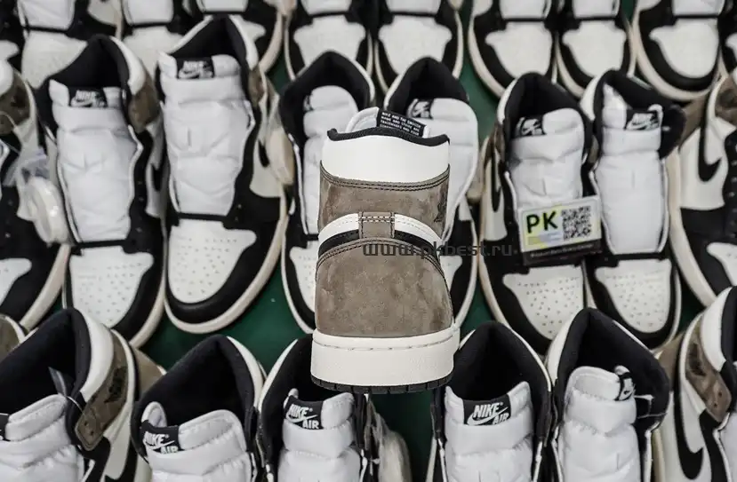 PK GOD Travis Scott x Fragment Design x Jordan Air Jordan 1 white RETAIL MATERIALS READY TO SHIP