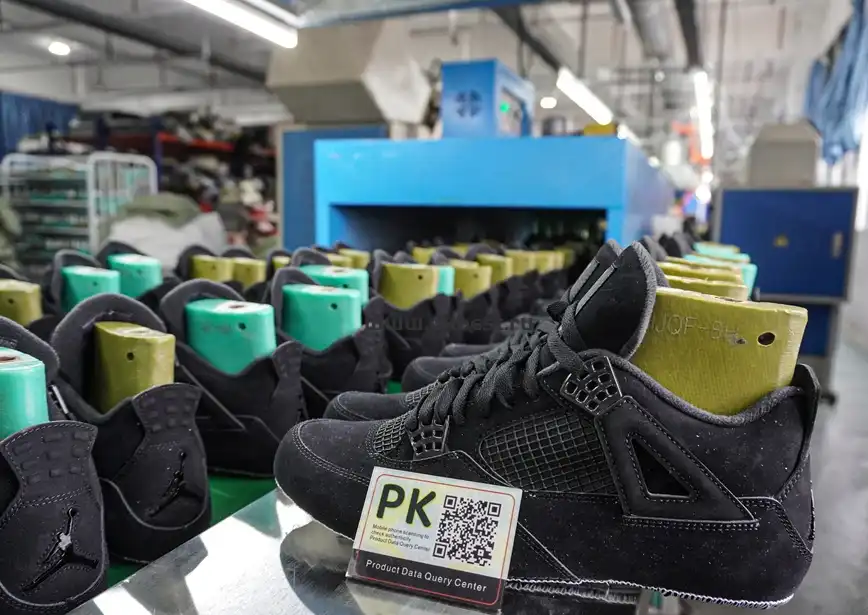 PK GOD Jordan 4 black cat RETAIL MATERIALS READY TO SHIP