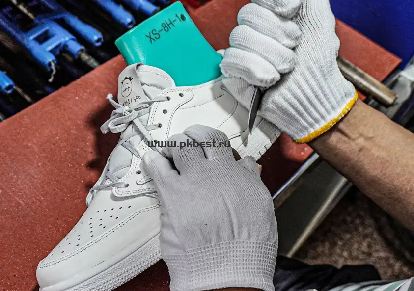 PK5.0 Travis Scott x Air Jordan 1 ‘Low White Party’ RETAIL MATERIALS READY TO SHIP