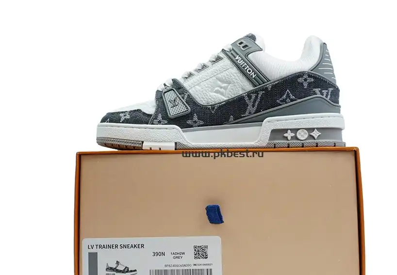 PK GOD  LOUIS VUITTON Trainer off-white RETAIL MATERIALS READY TO SHIP