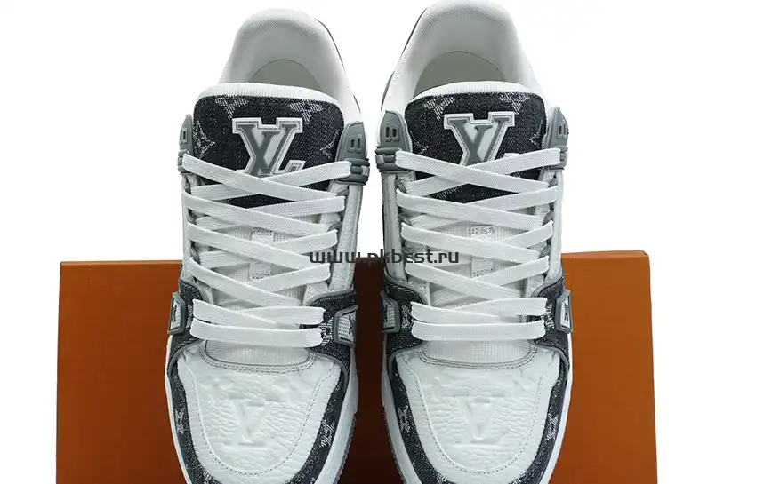 PK GOD  LOUIS VUITTON Trainer off-white RETAIL MATERIALS READY TO SHIP