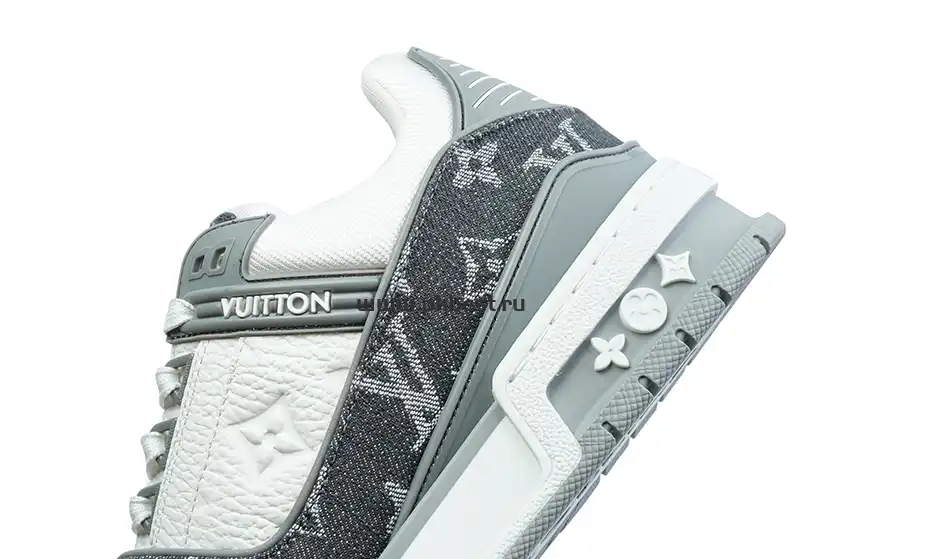 PK GOD  LOUIS VUITTON Trainer off-white RETAIL MATERIALS READY TO SHIP