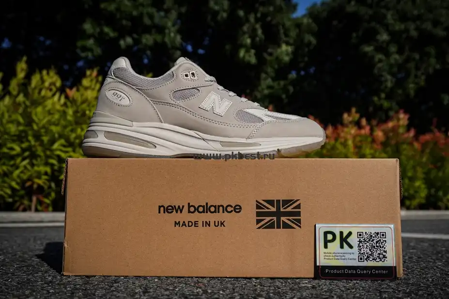 PK GOD STONE ISLAND x New Balance NB 991 V2 gray RETAIL MATERIALS READY TO SHIP