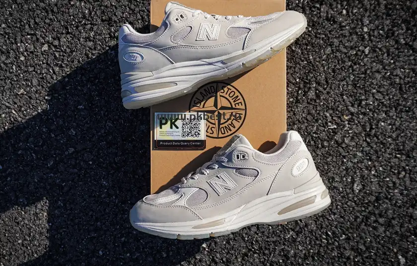 PK GOD STONE ISLAND x New Balance NB 991 V2 gray RETAIL MATERIALS READY TO SHIP