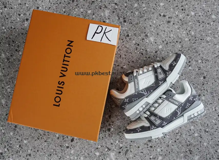 PK GOD  LOUIS VUITTON Trainer off-white RETAIL MATERIALS READY TO SHIP