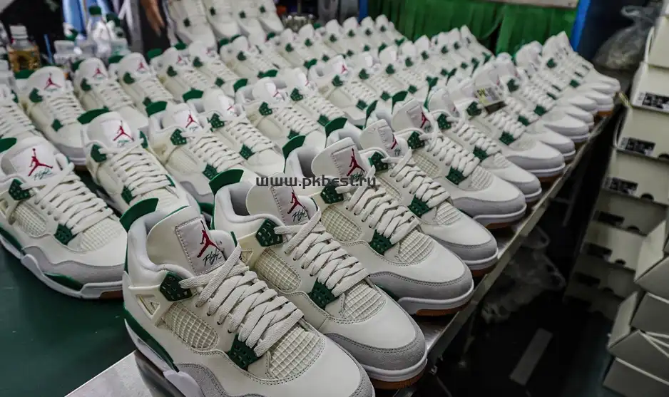 PK GOD Air Jordan Nike SB x Air Jordan 4 Retro SP ‘Pine Green’ RETAIL MATERIALS READY TO SHIP