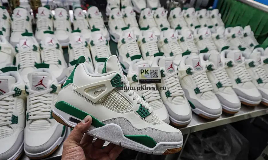 PK GOD Air Jordan Nike SB x Air Jordan 4 Retro SP ‘Pine Green’ RETAIL MATERIALS READY TO SHIP