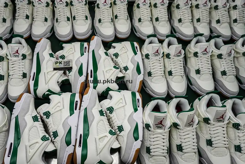 PK GOD Air Jordan Nike SB x Air Jordan 4 Retro SP ‘Pine Green’ RETAIL MATERIALS READY TO SHIP