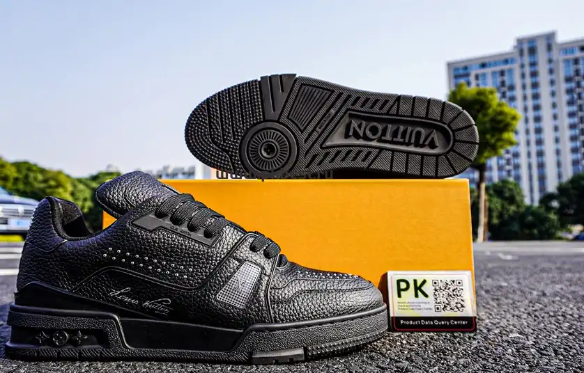 PK GOD LOUIS VUITTON Trainer black RETAIL MATERIALS READY TO SHIP