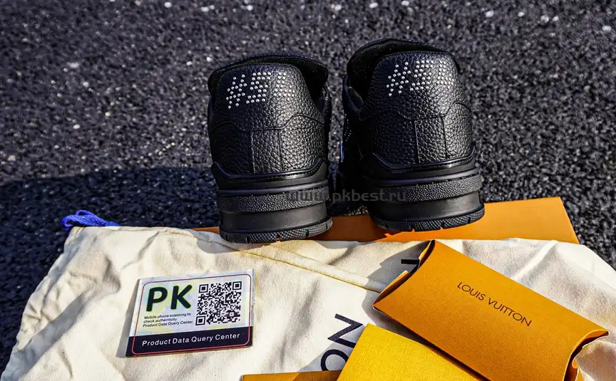 PK GOD LOUIS VUITTON Trainer black RETAIL MATERIALS READY TO SHIP