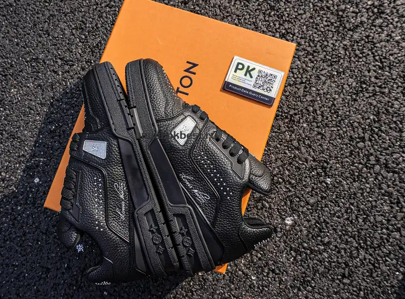 PK GOD LOUIS VUITTON Trainer black RETAIL MATERIALS READY TO SHIP