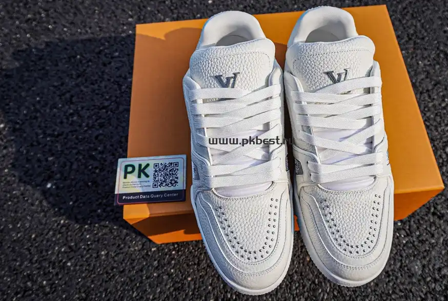 PK GOD LOUIS VUITTON Trainer white RETAIL MATERIALS READY TO SHIP