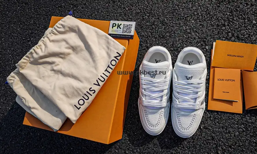 PK GOD LOUIS VUITTON Trainer white RETAIL MATERIALS READY TO SHIP