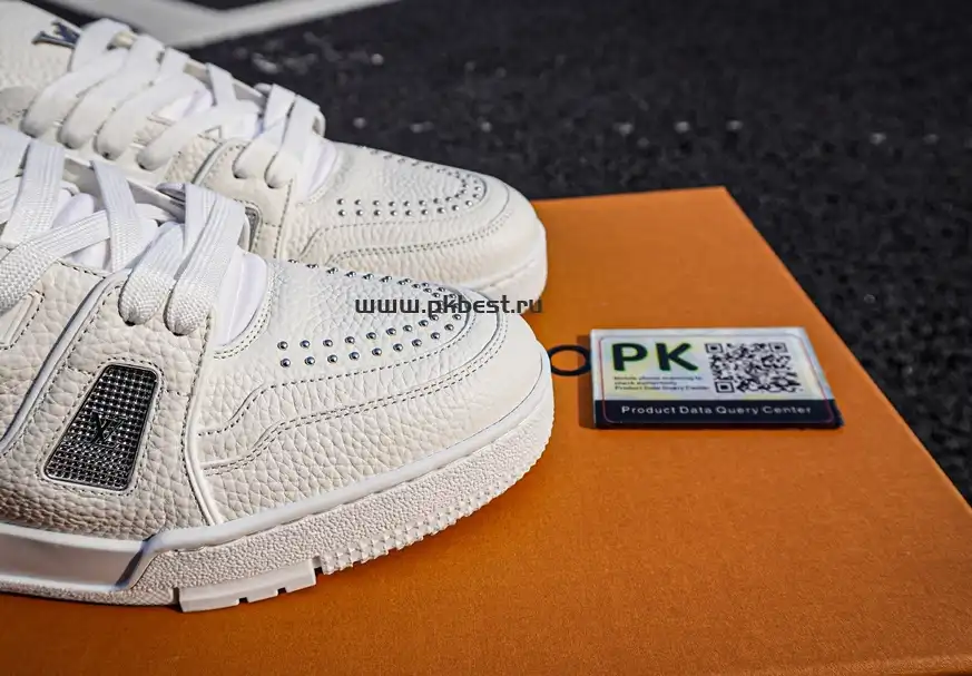 PK GOD LOUIS VUITTON Trainer white RETAIL MATERIALS READY TO SHIP