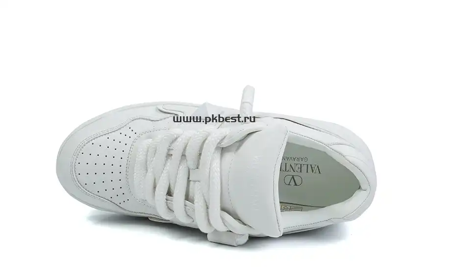 PK GOD Valentino  One Stud white RETAIL MATERIALS READY TO SHIP