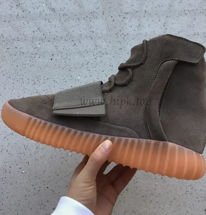 PK God Yeezy 750 Triple Black real suede and shape (real quality)