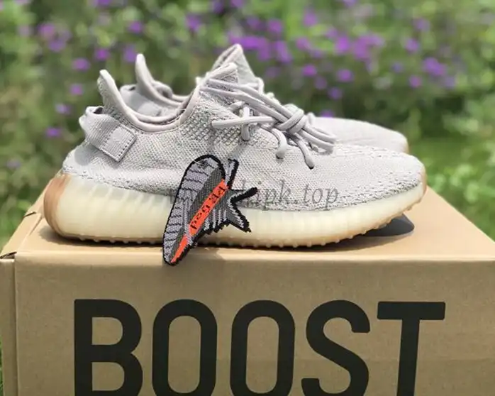 GOD YEEZY 350 V2 Sesame WITH REAL PREMEKNIT FROM HUAYIYI WHICH OFFER PRIMEKNIT TO ADIDAS DIRECTLY ready to ship