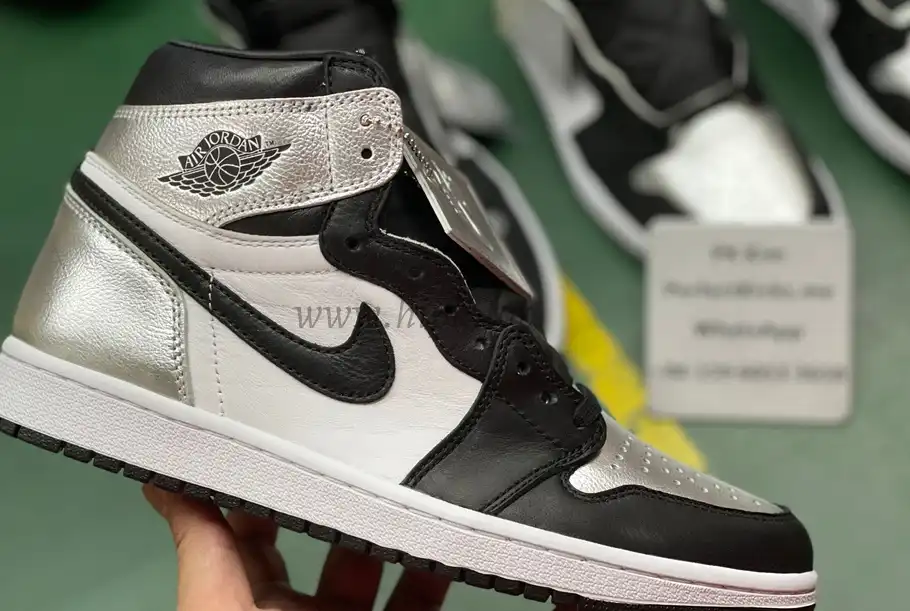 Pk god air Jordan 1 OG retro silver toe retail materials ready on March 10th