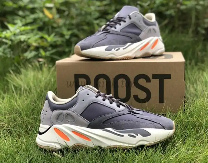 PK GOD YEEZY 700 Magnet FV9922 RETAIL MATERIALS READY TO SHIP