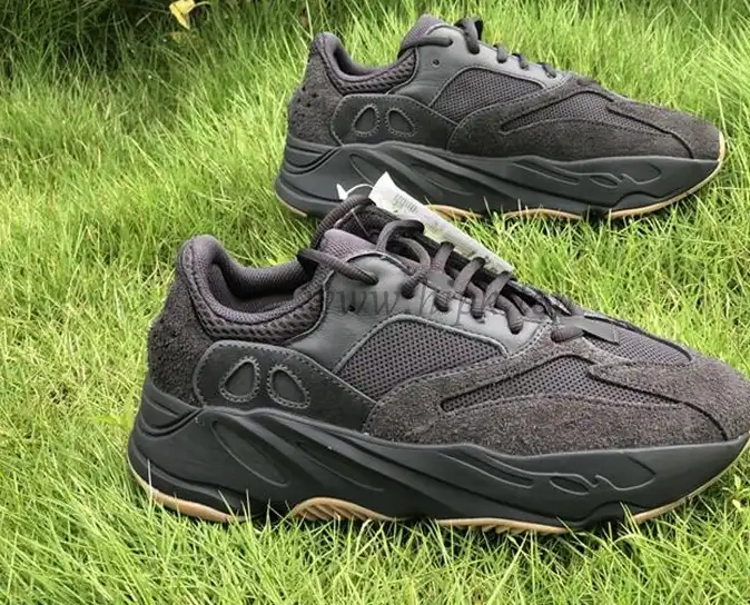 PK GOD YEEZY 700 “Utility Black”FV 5304 RETAIL MATERIALS READY TO SHIP