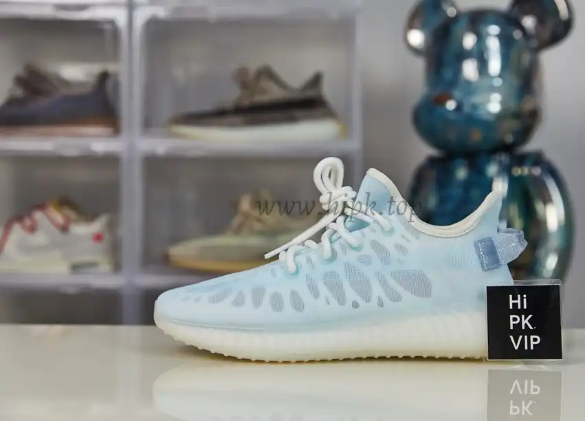 PK God adidas Yeezy Boost 350 V2 Mono Ice Retail materials ready to ship