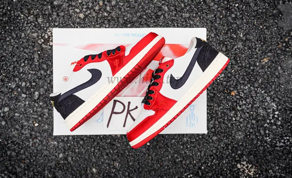 PK God Trophy Room X Jordan Air Jordan 1 Low OG “Away” retail materials ready to ship