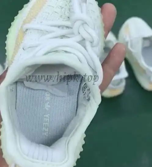 PK GOD YEEZY 350 V2 Oreo WITH REAL PREMEKNIT FROM HUAYIYI WHICH OFFER PRIMEKNIT TO ADIDAS DIRECTLY