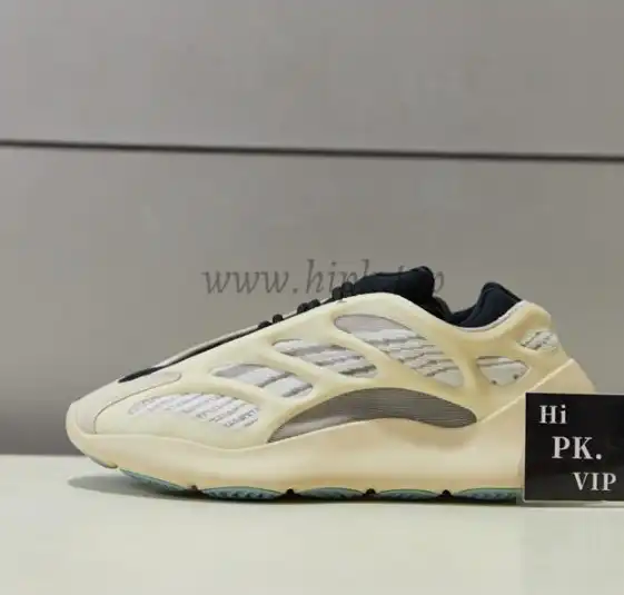 PK GOD YEEZY BOOST 700 MAUVE WITH RETAIL MATERIALS READY