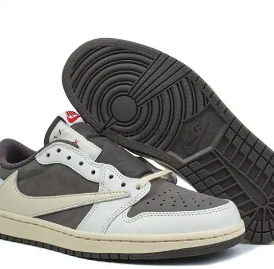 PK 4.0 Jordan 1 Retro Low OG SP Travis Scott 4.0 Olive RETAIL MATERIALS READY TO SHIP