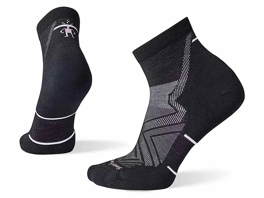 Women's Smartwool Run Targeted Cushion Ankle Socks - SW001675-001