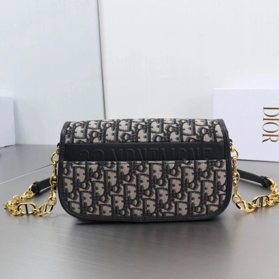 30 MONTAIGNE AVENUE BAG TopPick 1252