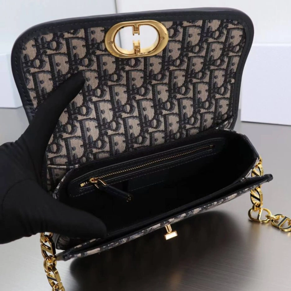 30 MONTAIGNE AVENUE BAG TopPick 1252