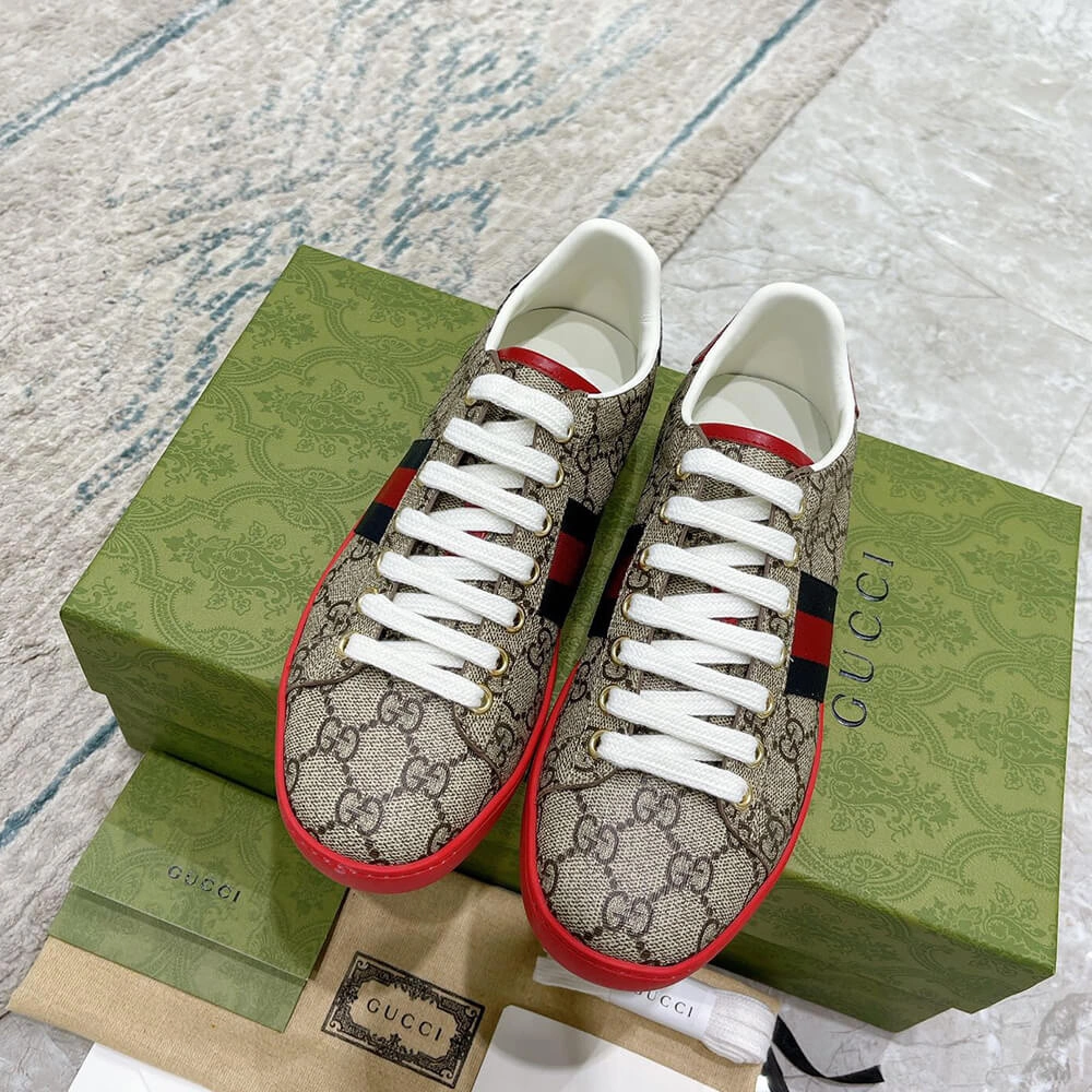Ace GG Supreme sneaker with bees Versatile 70