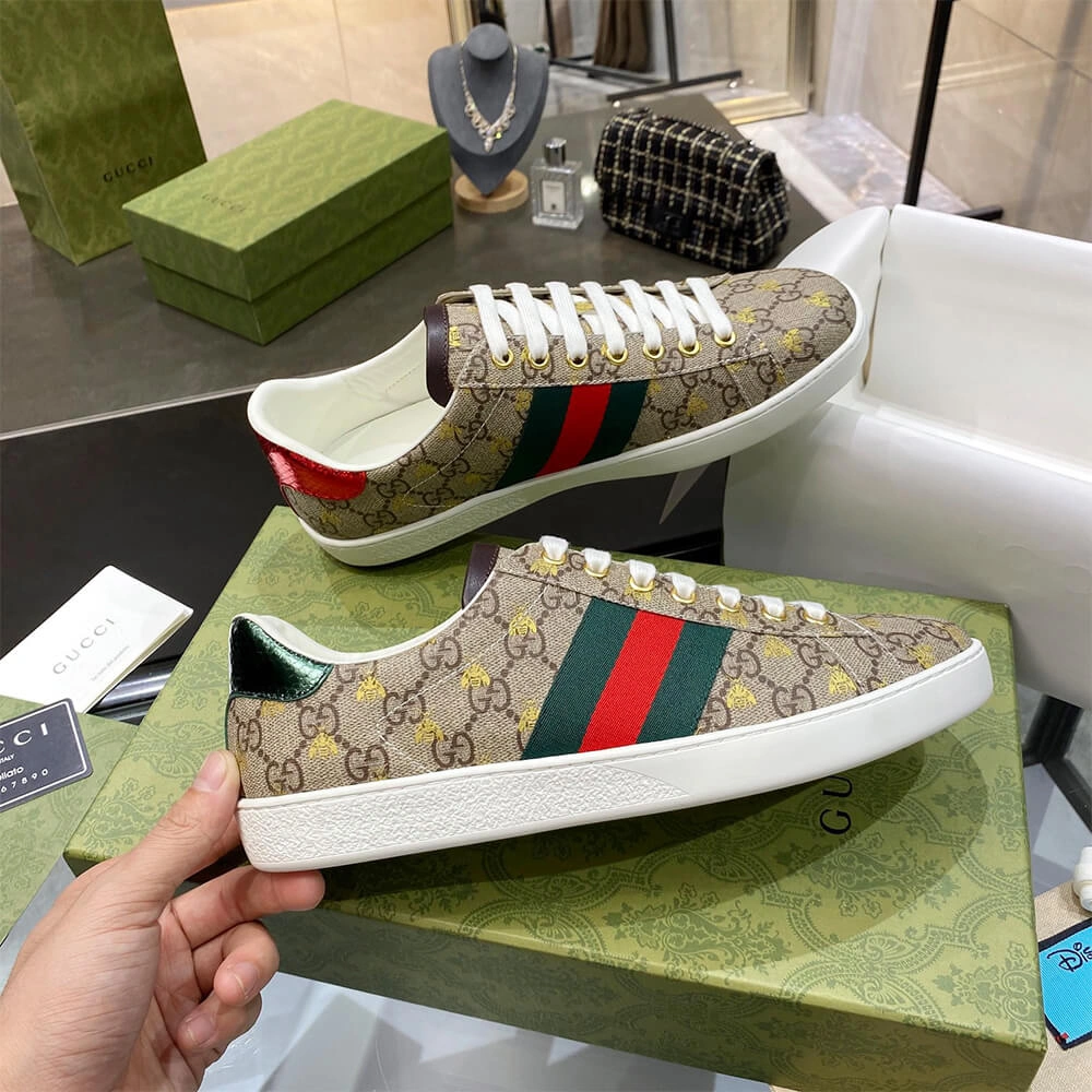 Popular Ace GG Supreme sneaker with bees 52
