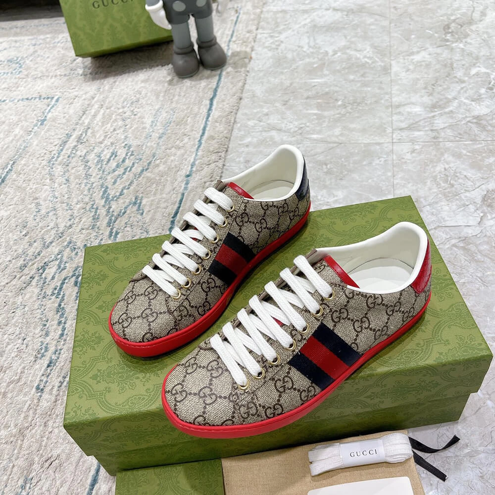Ace GG Supreme sneaker with bees Versatile 70