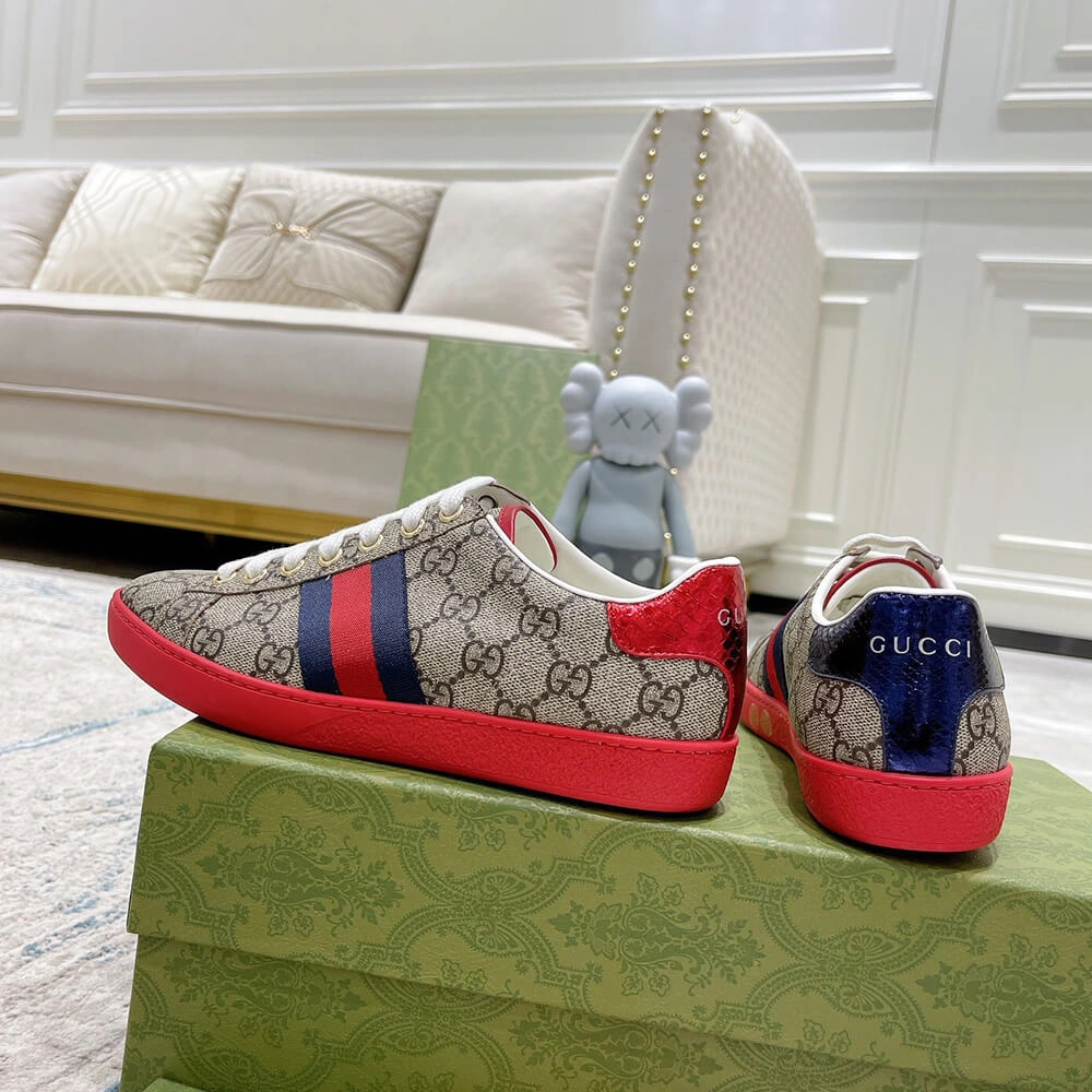 Ace GG Supreme sneaker with bees Versatile 70