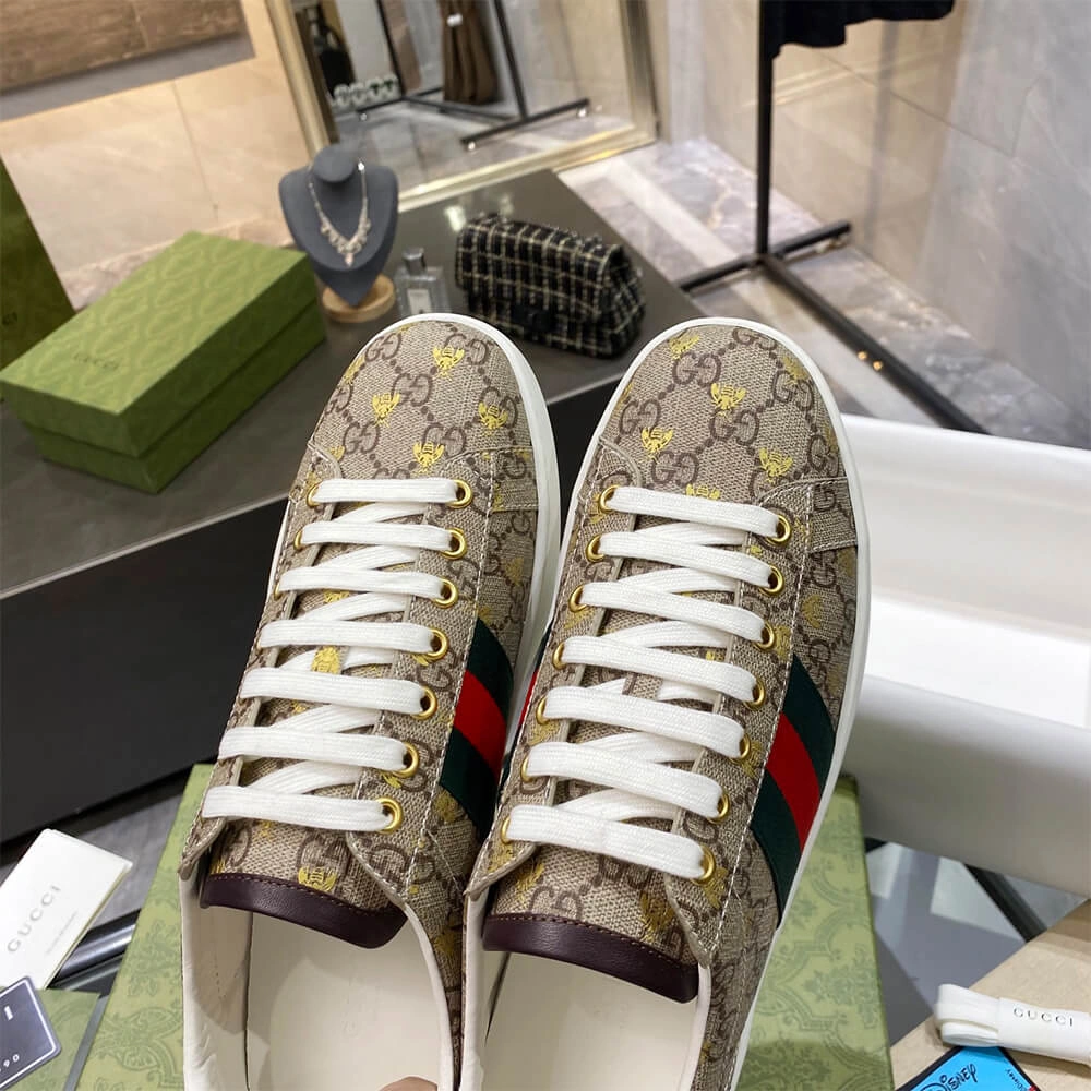 Popular Ace GG Supreme sneaker with bees 52