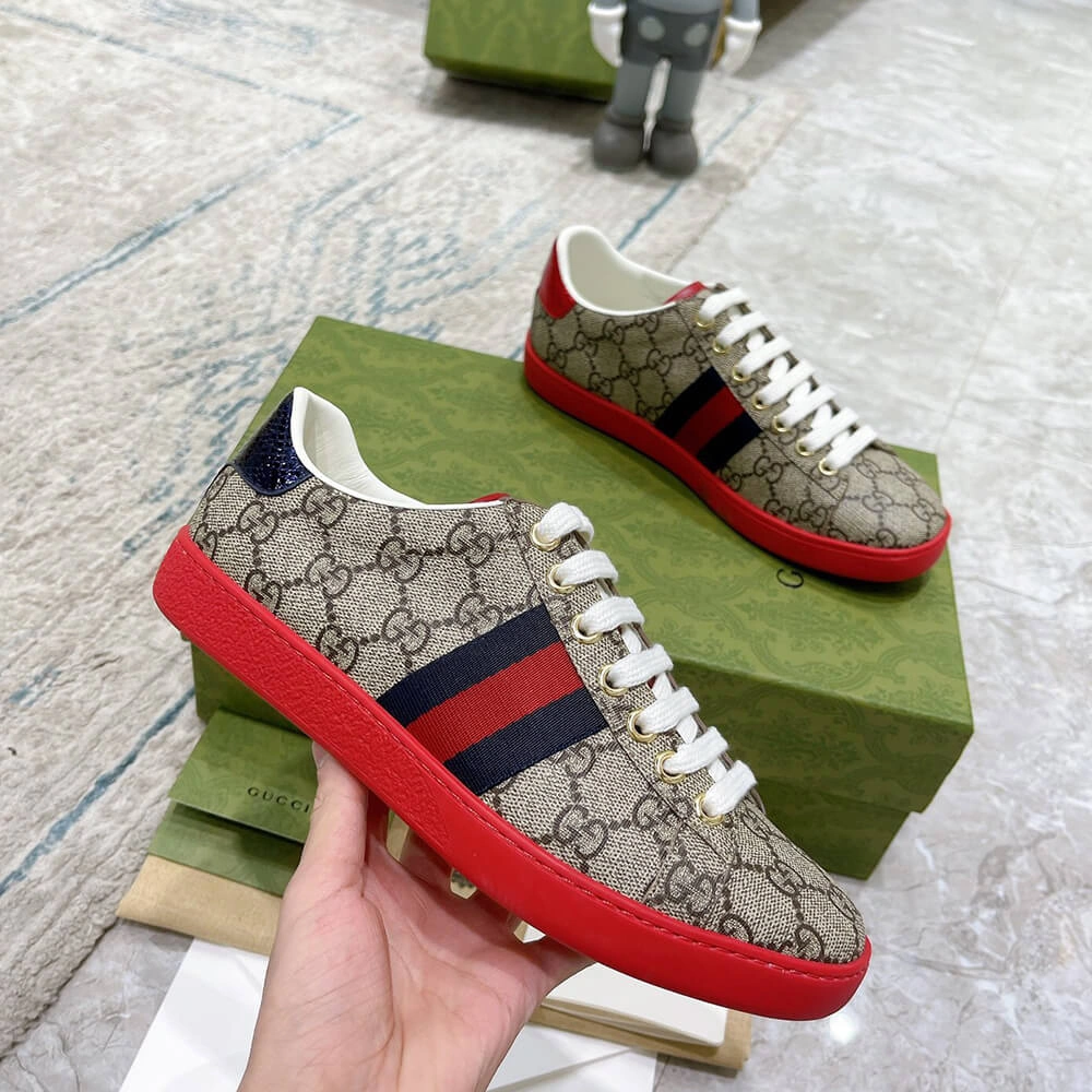 Ace GG Supreme sneaker with bees Versatile 70