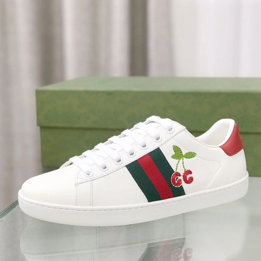 Efficient Ace sneaker with cherry 56