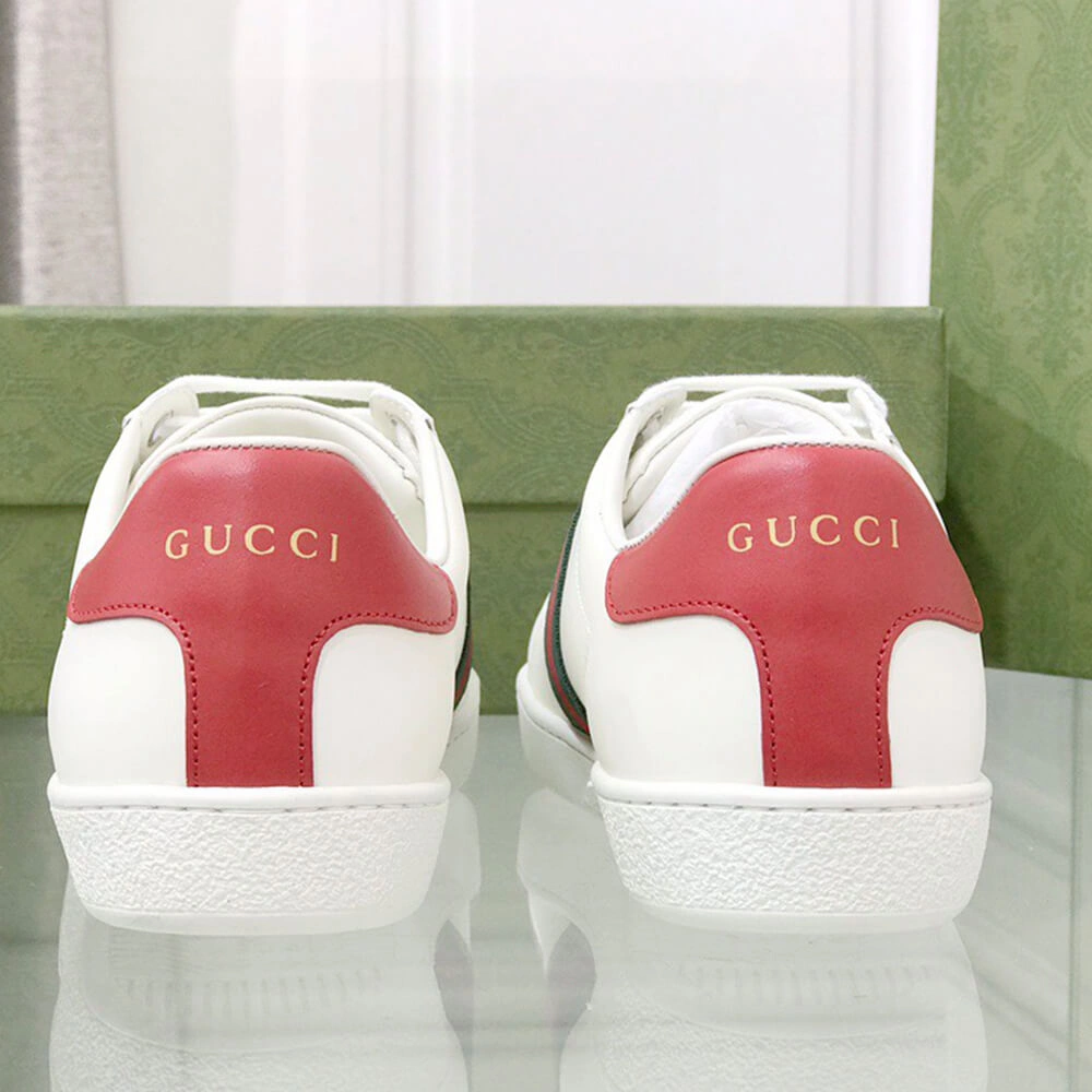 Efficient Ace sneaker with cherry 56