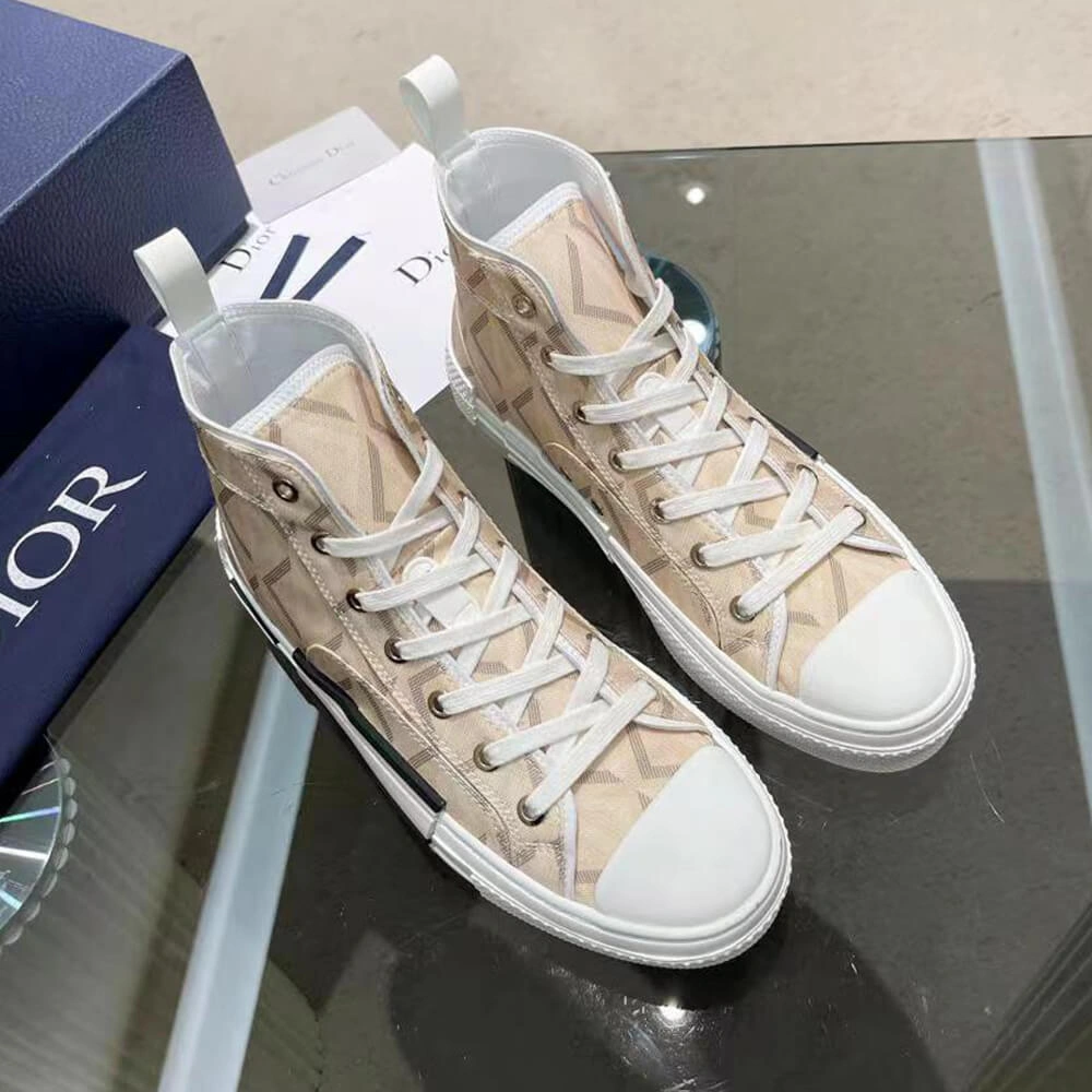 Versatile B23 HIGH-TOP SNEAKER 133