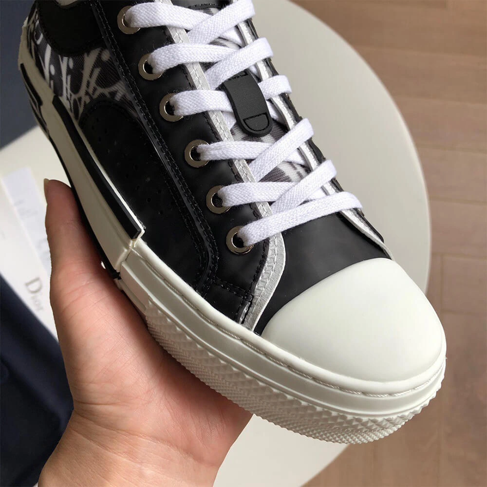 B23 LOW-TOP SNEAKER SmoothTexture 124