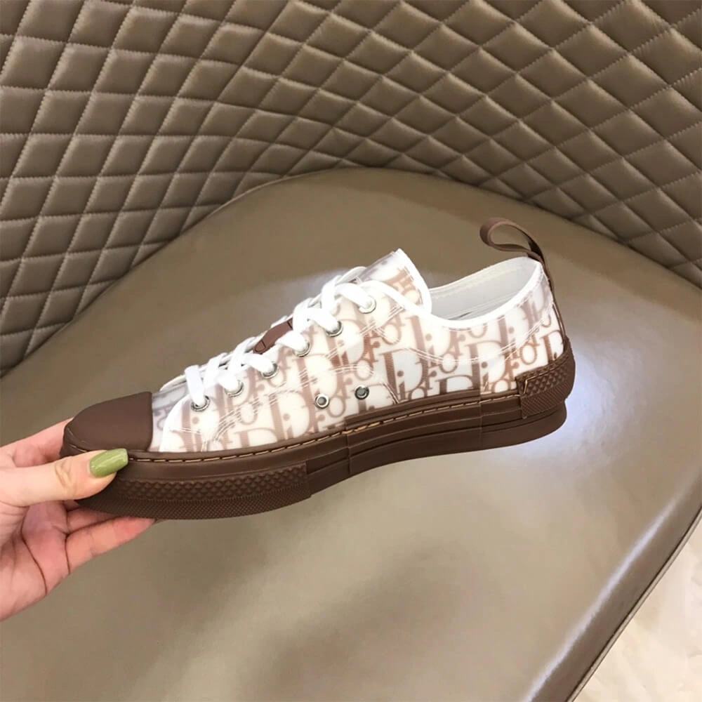 B23 LOW-TOP SNEAKER Unique 105